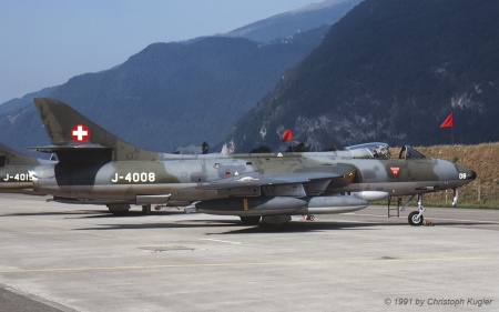 Hawker Hunter F.58 | J-4008 | Swiss Air Force | INTERLAKEN (LSMI/---) 21.09.1991