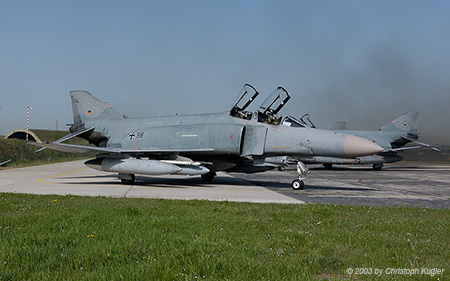McDonnell Douglas F-4F Phantom II | 3798 | German Air Force | NEUBURG A.D.DONAU (ETSN/---) 05.05.2003
