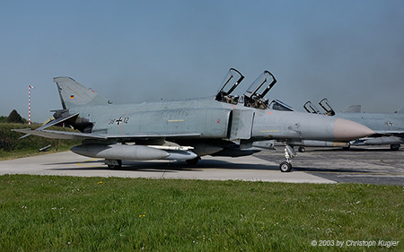 McDonnell Douglas F-4F Phantom II | 3812 | German Air Force | NEUBURG A.D.DONAU (ETSN/---) 05.05.2003