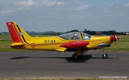 SIAI-Marchetti SF.260D | ST-44 | Belgian Air Component  |  5 sm | CAMBRAI EPINOY (LFQI/---) 05.06.2003