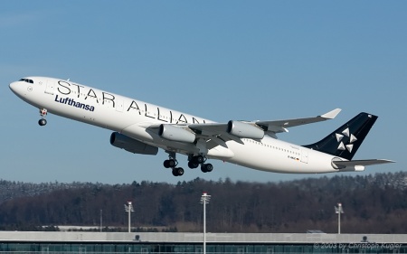 Airbus A340-311 | D-AIGC | Lufthansa  |  Star Alliance c/s | Z&UUML;RICH (LSZH/ZRH) 24.12.2003