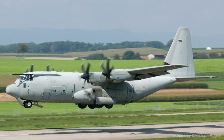 Lockheed C-130J Hercules | MM62176 | Italian Air Force | PAYERNE (LSMP/---) 06.09.2004