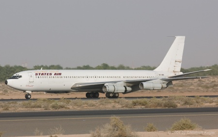 Boeing 707-3J6C | ST-ARI | States Air | SHARJAH (OMSJ/SHJ) 10.10.2004