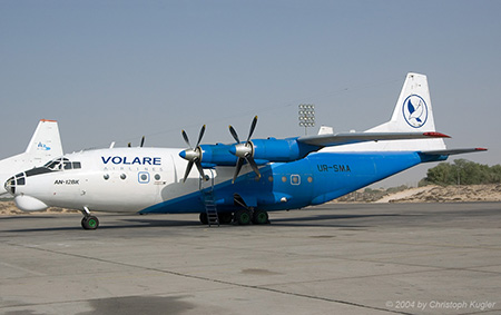 Antonov An 12BK | UR-SMA | Volare Airlines | SHARJAH (OMSJ/SHJ) 10.10.2004