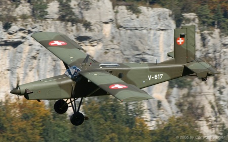 Pilatus PC-6/B2-H2M-1 | V-617 | Swiss Air Force | MEIRINGEN (LSMM/---) 11.10.2005