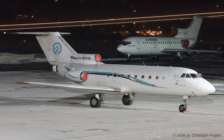 Yakovlev Yak 40 | RA-88295 | Yak Service | INNSBRUCK-KRANEBITTEN (LOWI/INN) 06.01.2006