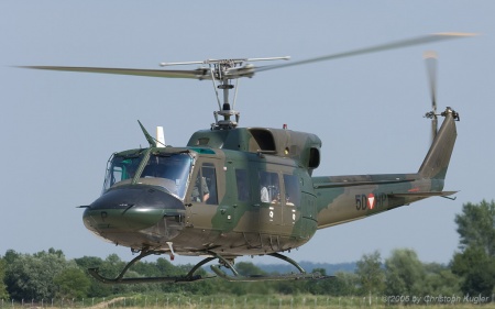Agusta-Bell 212 | 5D-HP | Austrian Air Force | LINZ-H&OUML;RSCHING (LOWL/LNZ) 26.06.2006