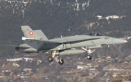 McDonnell Douglas F/A-18C Hornet | J-5017 | Swiss Air Force | SION (LSGS/SIR) 25.01.2006
