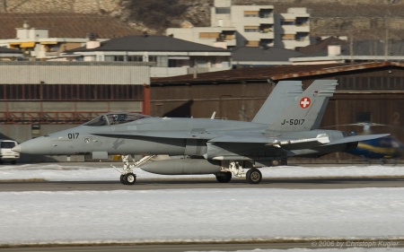 McDonnell Douglas F/A-18C Hornet | J-5017 | Swiss Air Force | SION (LSGS/SIR) 25.01.2006