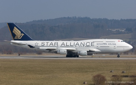 Boeing 747-412 | 9V-SPP | Singapore Airlines  |  Star Alliance c/s | Z&UUML;RICH (LSZH/ZRH) 15.03.2006