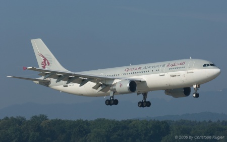 Airbus A300B4-622R | A7-ABV | Qatar Airways | Z&UUML;RICH (LSZH/ZRH) 09.07.2006