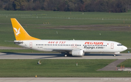 Boeing 737-86N | TC-APY | Pegasus Airlines | Z&UUML;RICH (LSZH/ZRH) 04.11.2006