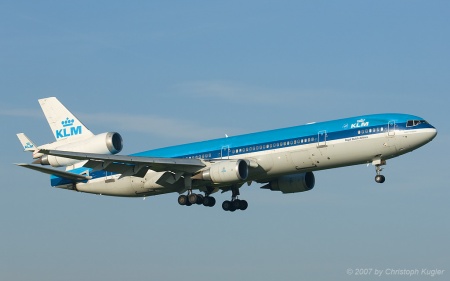 McDonnell Douglas MD-11 | PH-KCK | KLM Royal Dutch Airlines | AMSTERDAM-SCHIPHOL (EHAM/AMS) 15.04.2007