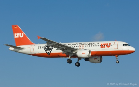 Airbus A320-214 | D-ALTB | LTU International Airways | ARRECIFE-LANZAROTE (GCRR/ACE) 18.09.2007