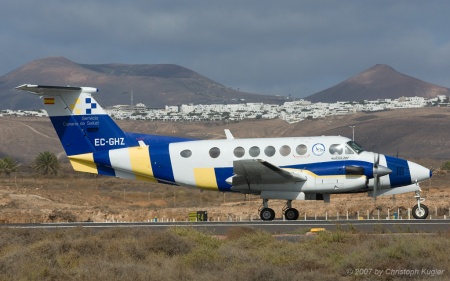 Beech Super King Air 200 | EC-GHZ | Urgemer Canarias SL | ARRECIFE-LANZAROTE (GCRR/ACE) 21.09.2007