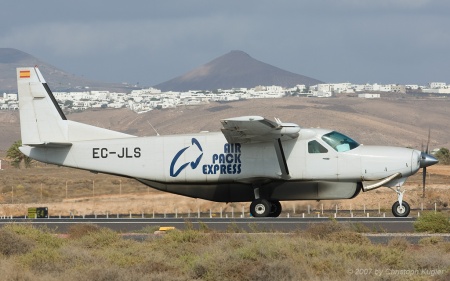 Cessna 208 Grand Caravan | EC-JLS | Air Pack Express | ARRECIFE-LANZAROTE (GCRR/ACE) 22.09.2007