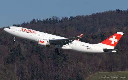 Airbus A330-223 | HB-IQQ | Swiss International Air Lines | Z&UUML;RICH (LSZH/ZRH) 04.02.2007