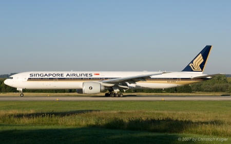 Boeing 777-312ER | 9V-SWB | Singapore Airlines | Z&UUML;RICH (LSZH/ZRH) 01.08.2007