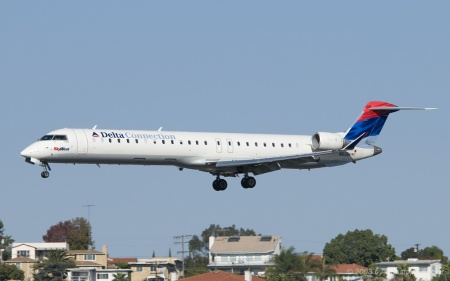 Bombardier CRJ 900LR | N813SK | Delta Connection | SAN DIEGO LINDBERGH FIELD (KSAN/SAN) 22.10.2008