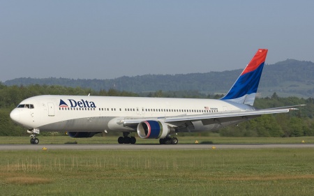 Boeing 767-332ER | N183DN | Delta Air Lines | Z&UUML;RICH (LSZH/ZRH) 08.05.2008