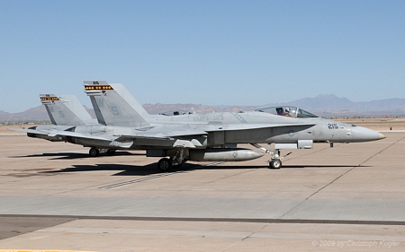 McDonnell Douglas F/A-18C Hornet | 164975 | US Marine Corps | PHOENIX-MESA GATEWAY (KIWA/AZA) 17.10.2009