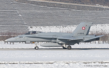 McDonnell Douglas F/A-18C Hornet | J-5013 | Swiss Air Force | SION (LSGS/SIR) 31.01.2009