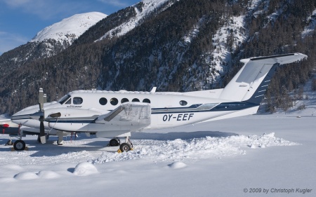 Raytheon King Air B200 | OY-EEF | private | SAMEDAN (LSZS/SMV) 02.01.2009