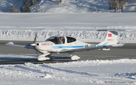 Diamond DA40 Diamond Star | HB-SDK | private | SAMEDAN (LSZS/SMV) 02.01.2009