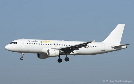 Airbus A320-211 | EC-FCB | Vueling Airlines | ROMA-FIUMICINO (LIRF/FCO) 26.08.2010