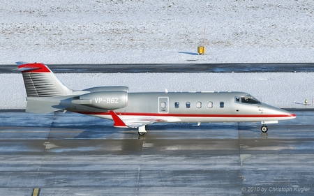 Learjet 60 | VP-BBZ | untitled (Gama Aviation) | Z&UUML;RICH (LSZH/ZRH) 30.01.2010