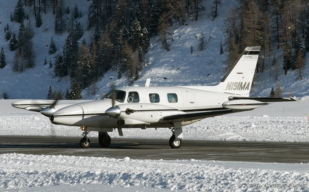 Piper PA-31T1 Cheyenne I | N191MA | private | SAMEDAN (LSZS/SMV) 03.01.2010