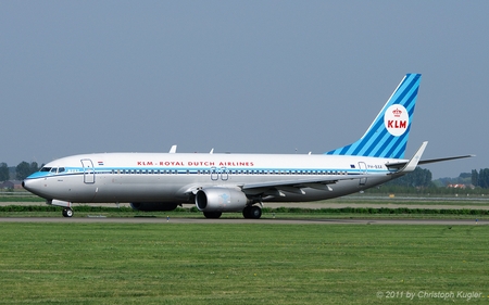 Boeing 737-8K2 | PH-BXA | KLM Royal Dutch Airlines  |  Retro c/s | AMSTERDAM-SCHIPHOL (EHAM/AMS) 23.04.2011