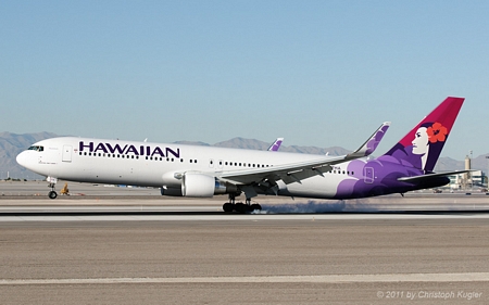 Boeing 767-33AER | N587HA | Hawaiian Airlines | LAS VEGAS MCCARRAN (KLAS/LAS) 19.10.2011