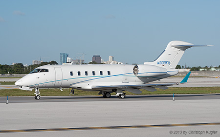 Bombardier Challenger 300 | N300EU | untitled | FORT LAUDERDALE-HOLLYWOOD (KFLL/FLL) 08.12.2013