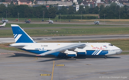Antonov An 124 | RA-82068 | Polet Flight | Z&UUML;RICH (LSZH/ZRH) 26.07.2013