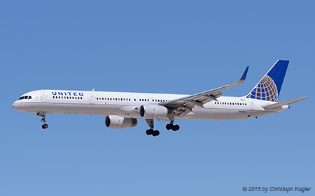 Boeing 757-33N | N57864 | United Airlines | LAS VEGAS MCCARRAN (KLAS/LAS) 17.09.2015