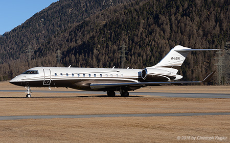 Bombardier BD.700 Global XRS | M-ASRI | untitled | SAMEDAN (LSZS/SMV) 26.12.2015