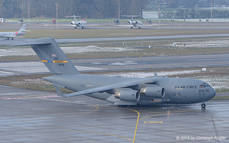 Boeing C-17A Globemaster III | 08-8198 | US Air Force | Z&UUML;RICH (LSZH/ZRH) 23.01.2016
