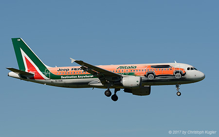 Airbus A320-216 | EI-DSW | Alitalia  |  Jeep Renegade cs | Z&UUML;RICH (LSZH/ZRH) 11.06.2017