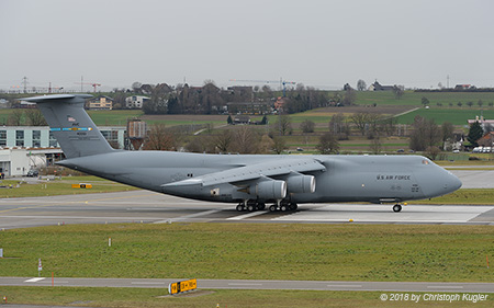Lockheed C-5M Super Galaxy | 84-0061 | US Air Force | Z&UUML;RICH (LSZH/ZRH) 21.01.2018
