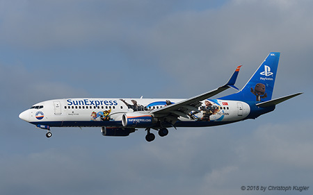 Boeing 737-8HC | TC-SNN | SunExpress  |  promoting Playstation | Z&UUML;RICH (LSZH/ZRH) 04.09.2018