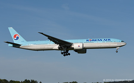 Boeing 777-3B5ER | HL8006 | Korean Air | Z&UUML;RICH (LSZH/ZRH) 10.09.2019