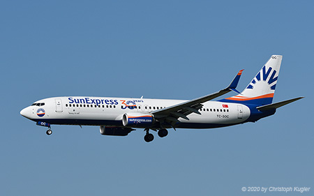 Boeing 737-800 | TC-SOC | SunExpress  |  30 Years SunExpress sticker | Z&UUML;RICH (LSZH/ZRH) 07.08.2020