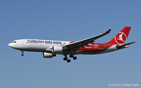 Airbus A330-223 | TC-JIZ | Turkish Airlines  |  Invest in Türkiye cs | Z&UUML;RICH (LSZH/ZRH) 22.08.2022