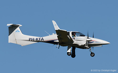 Diamond DA42 Twin Star | PH-KFA | KLM Flight Academy | Z&UUML;RICH (LSZH/ZRH) 22.10.2022