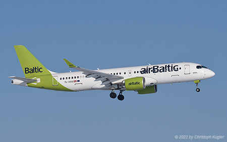 Airbus A220-300 | YL-AAU | Air Baltic  |  Flying for Swiss International Air Lines | Z&UUML;RICH (LSZH/ZRH) 11.12.2022