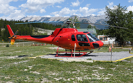 Aerospatiale AS350 D Ecureuil | C-FMYG | untitled  |  Operated by Helipsair for Rockies Heli Canada | CCR5 22.07.2023