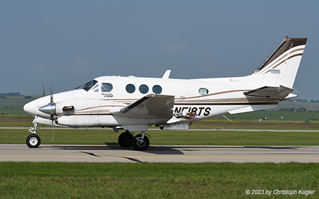 Beech C90B King Air | N518TS | untitled | CALGARY SPRINGBANK (CYBW/YBW) 19.07.2023
