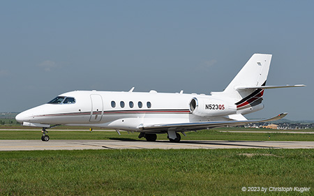 Textron Citation Latitude | N523QS | untitled (Netjets Aviation) | CALGARY SPRINGBANK (CYBW/YBW) 19.07.2023