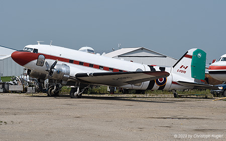Douglas DC-3 | C-FDTD | untitled | RED DEER INDUSTRIAL APT (CYQF/YQF) 21.07.2023